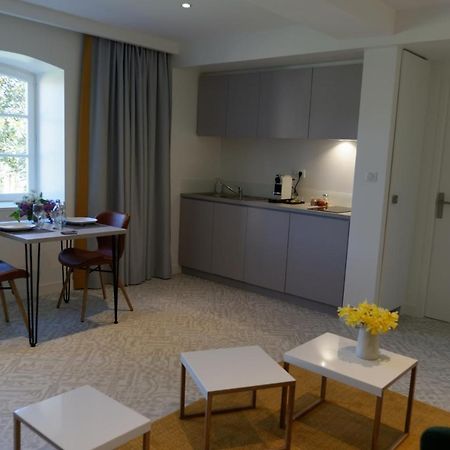 Lodges En Pierres Dorees Saint-Germain-Nuelles ภายนอก รูปภาพ