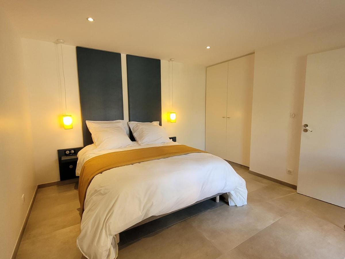 Lodges En Pierres Dorees Saint-Germain-Nuelles ภายนอก รูปภาพ