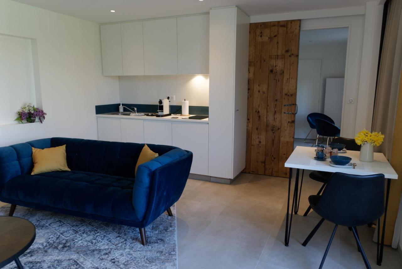 Lodges En Pierres Dorees Saint-Germain-Nuelles ภายนอก รูปภาพ